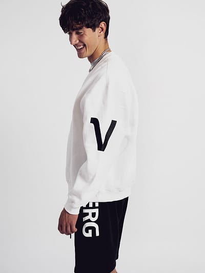 vonberg premium v type sweatshirt for men and women in white